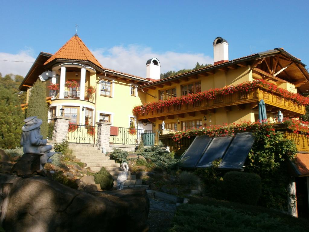 Penzión Stefanshof Kremnitz Exterior foto